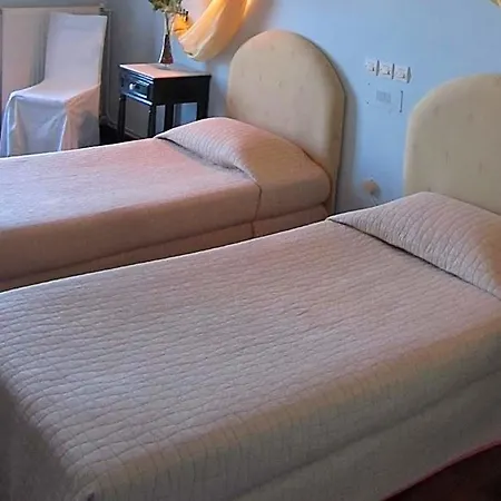 Hotel Levant